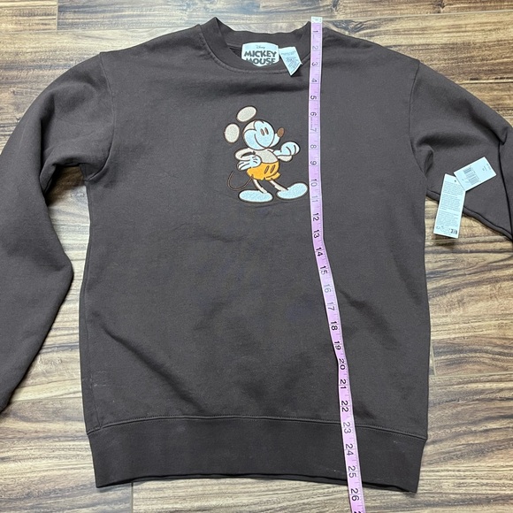 - Disney retro Mickey Mouse brown sweatshirt , size XS, new with tags - Picture 6 of 10